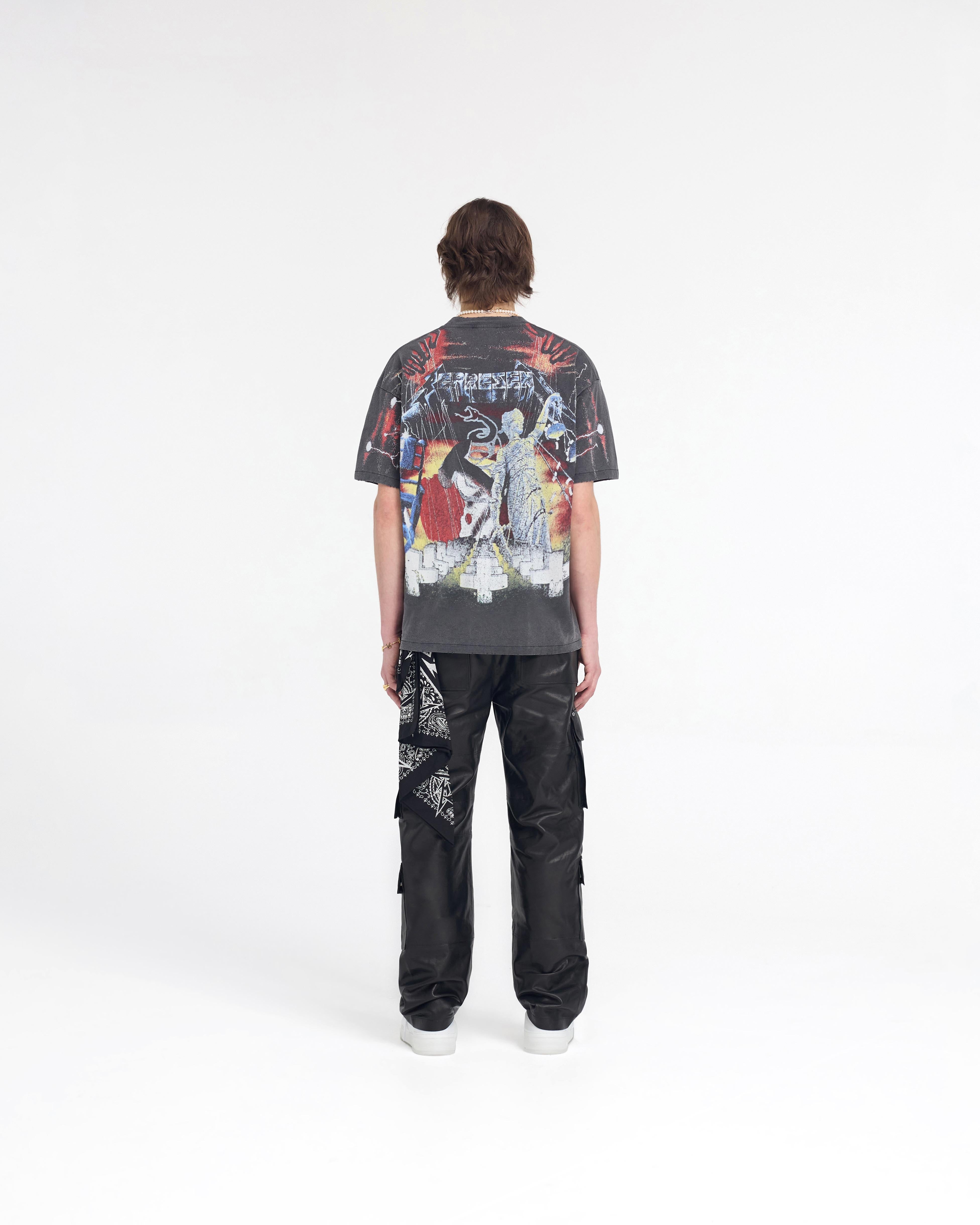 Represent X Metallica™️ Master Of Puppets T-Shirt - Vintage Grau