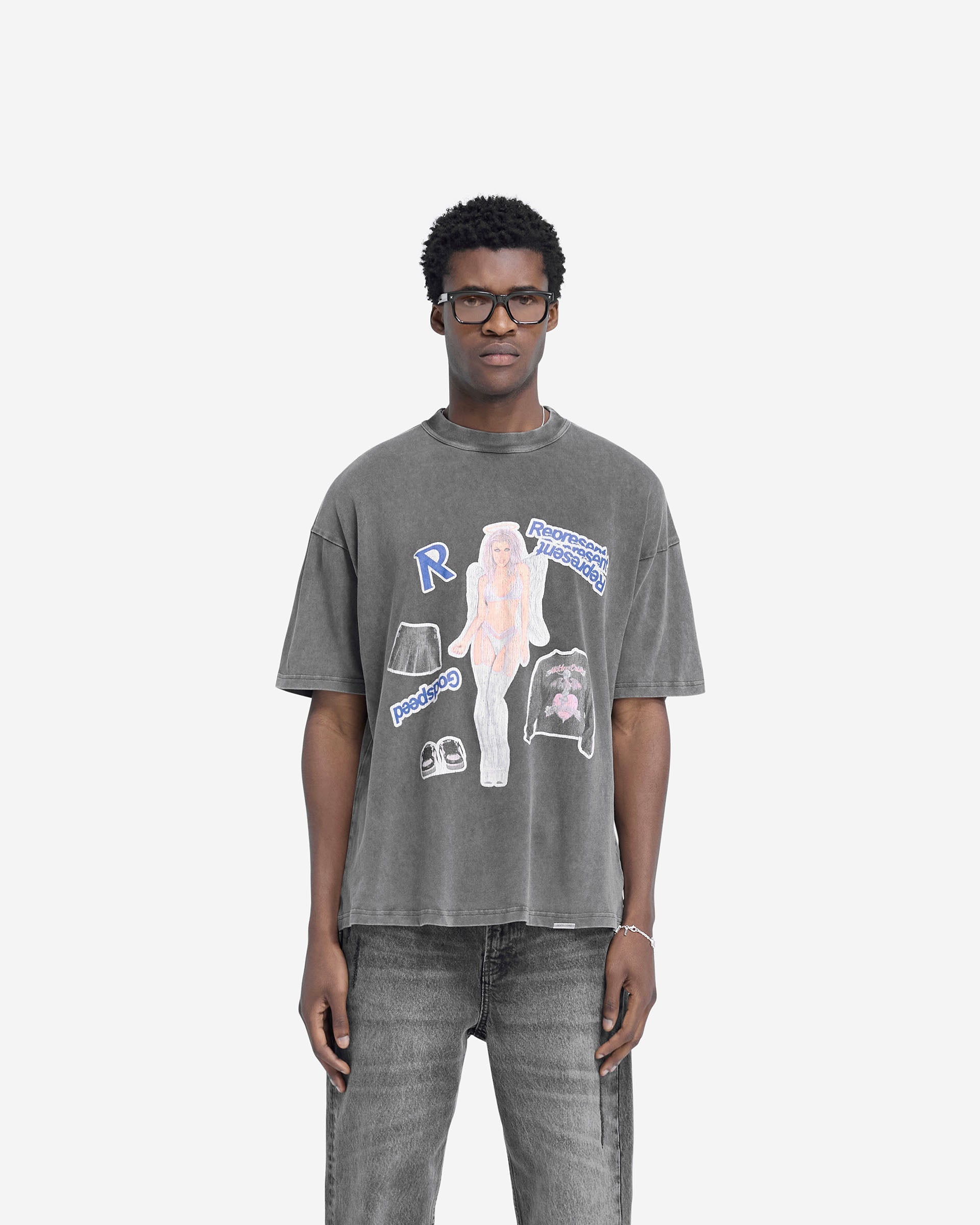 Man wearing a grey faded t-shirt with cracked print on a plain white background | Question Your Innocence T-Shirt in Vintage Grey | Slightly oversized t-shirt with graphic print | FW24 T-Shirts | Represent Clo