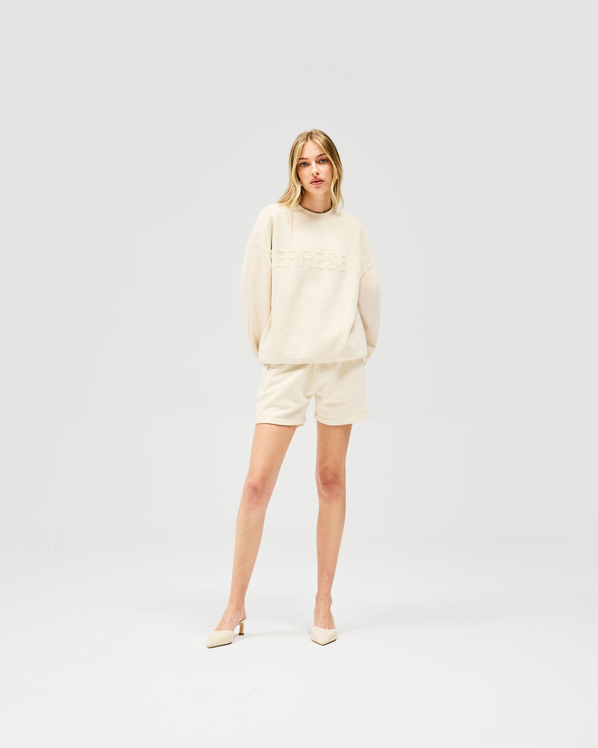 Owners Club Short - Oat Milk