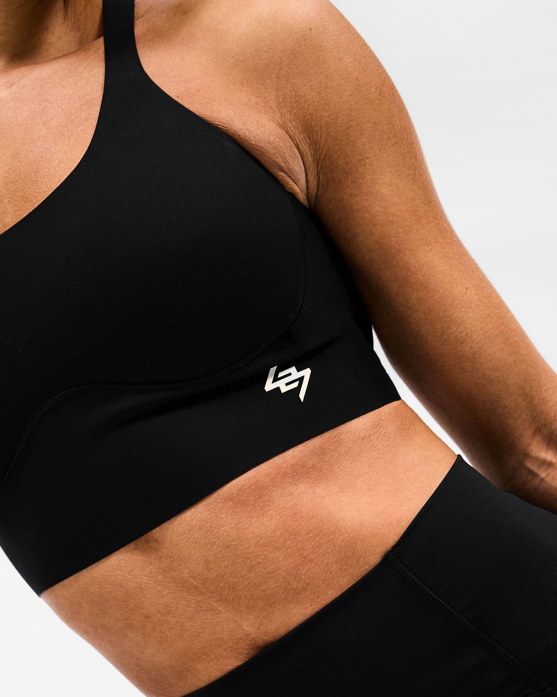247 Mid Impact Sports Bra - Black