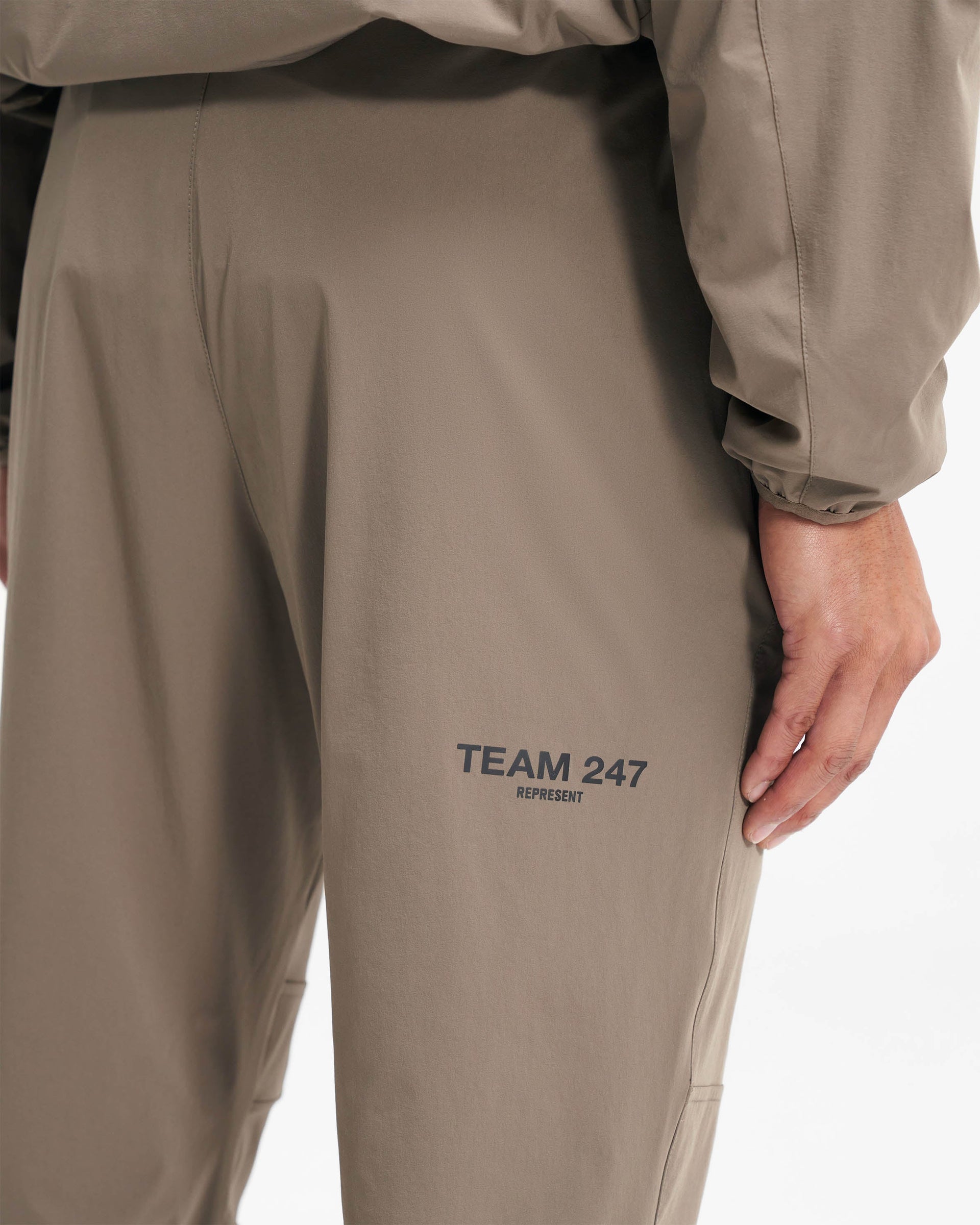247 Trainingshose - Armee