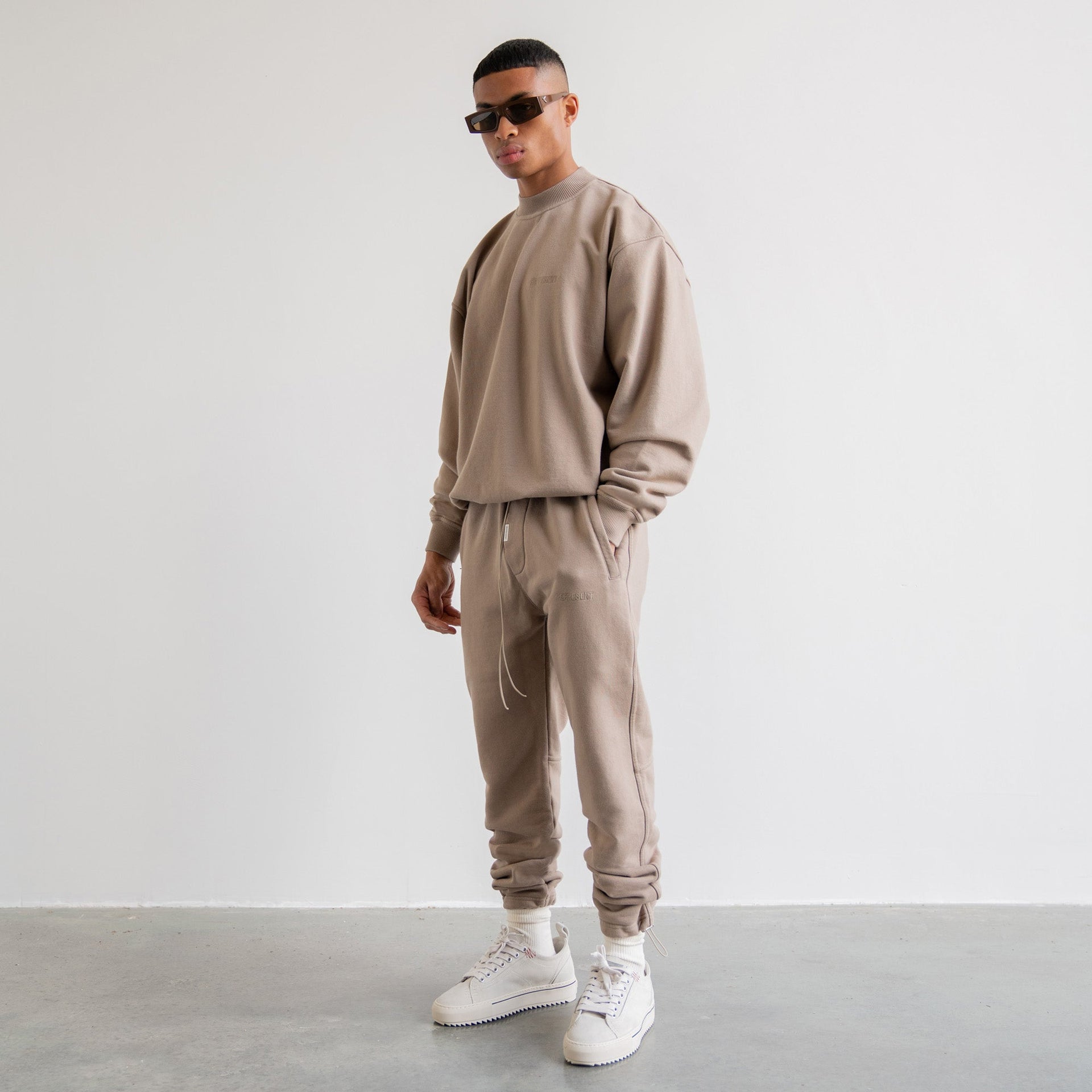 Blank Sweatpants - Taupe