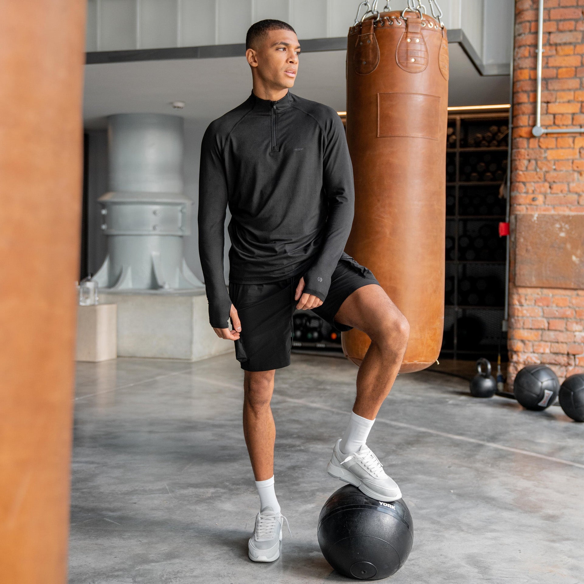 247 Shorts - Black