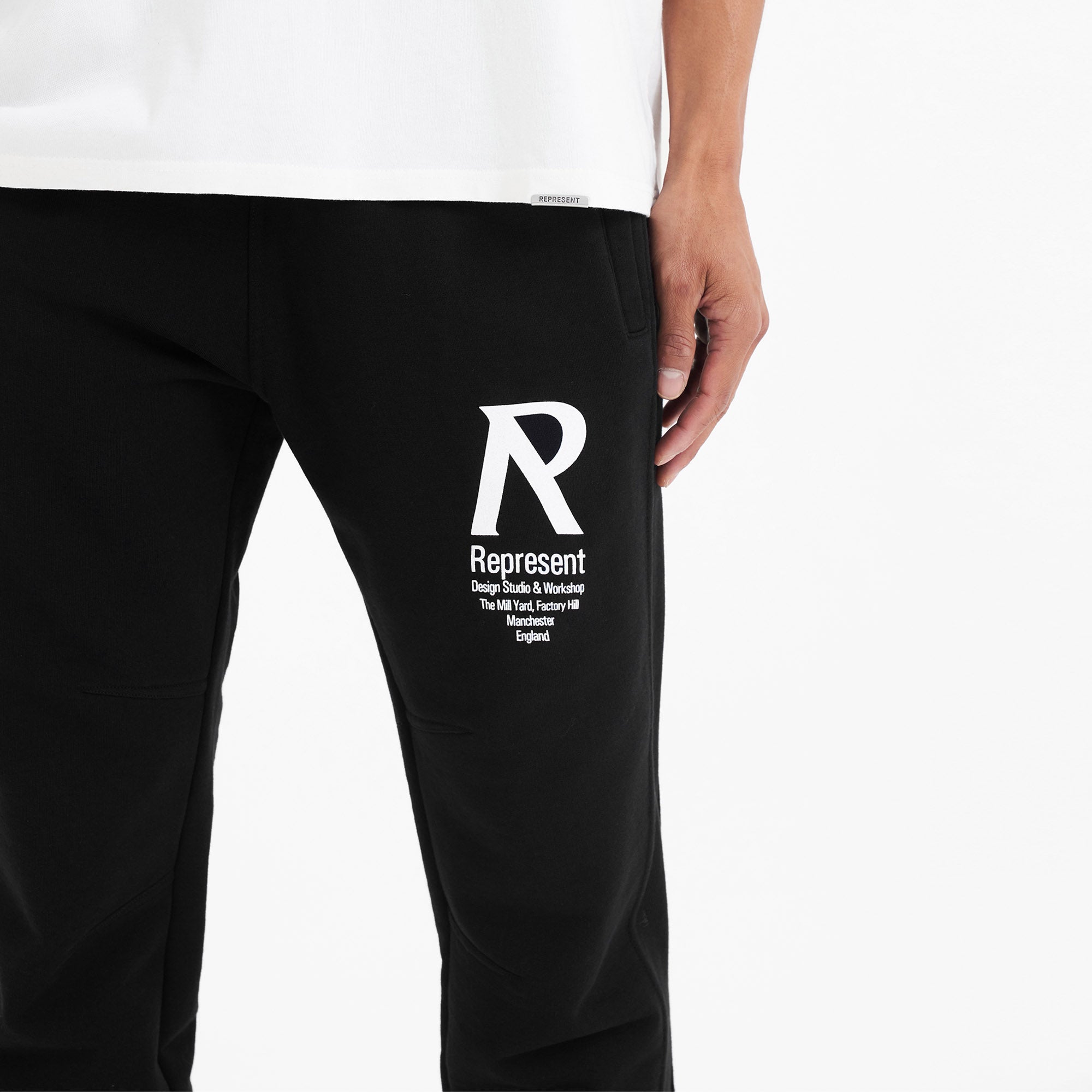 Initial Sweatpant - Black